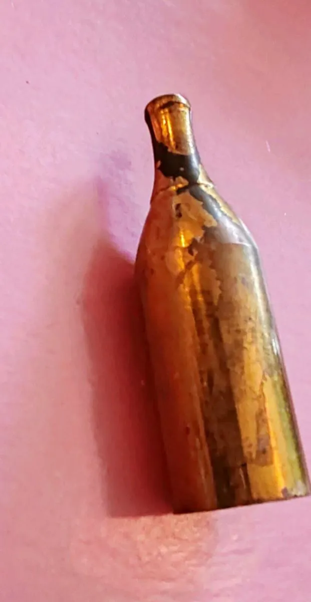 Vintage brass miniature bottle - Image 3