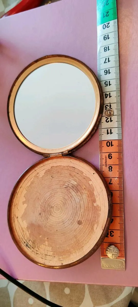 Vintage mirrored compact - Image 2