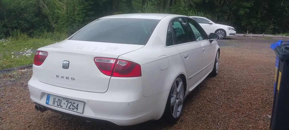 SEAT Exeo 2011 - Image 1