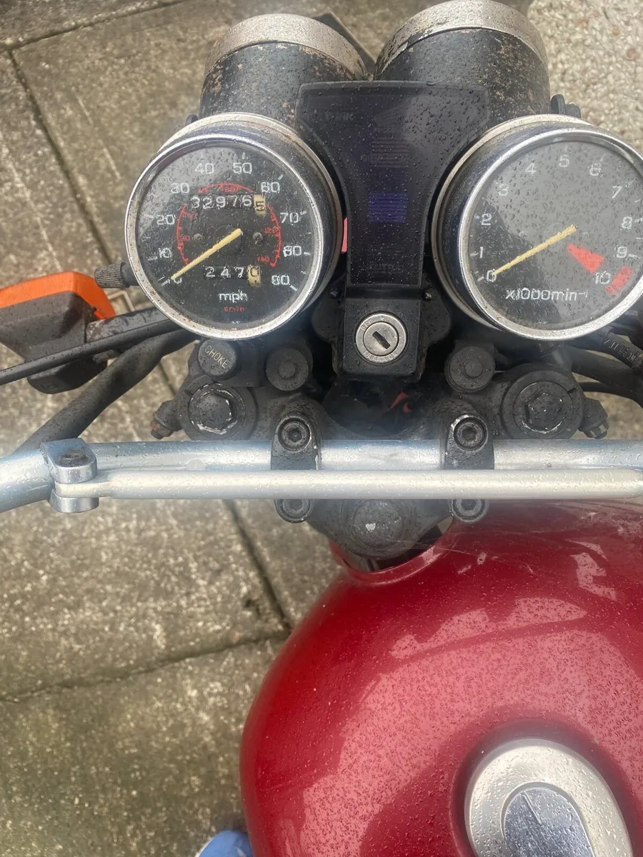 Honda CB 250 Nighthawk - Image 2