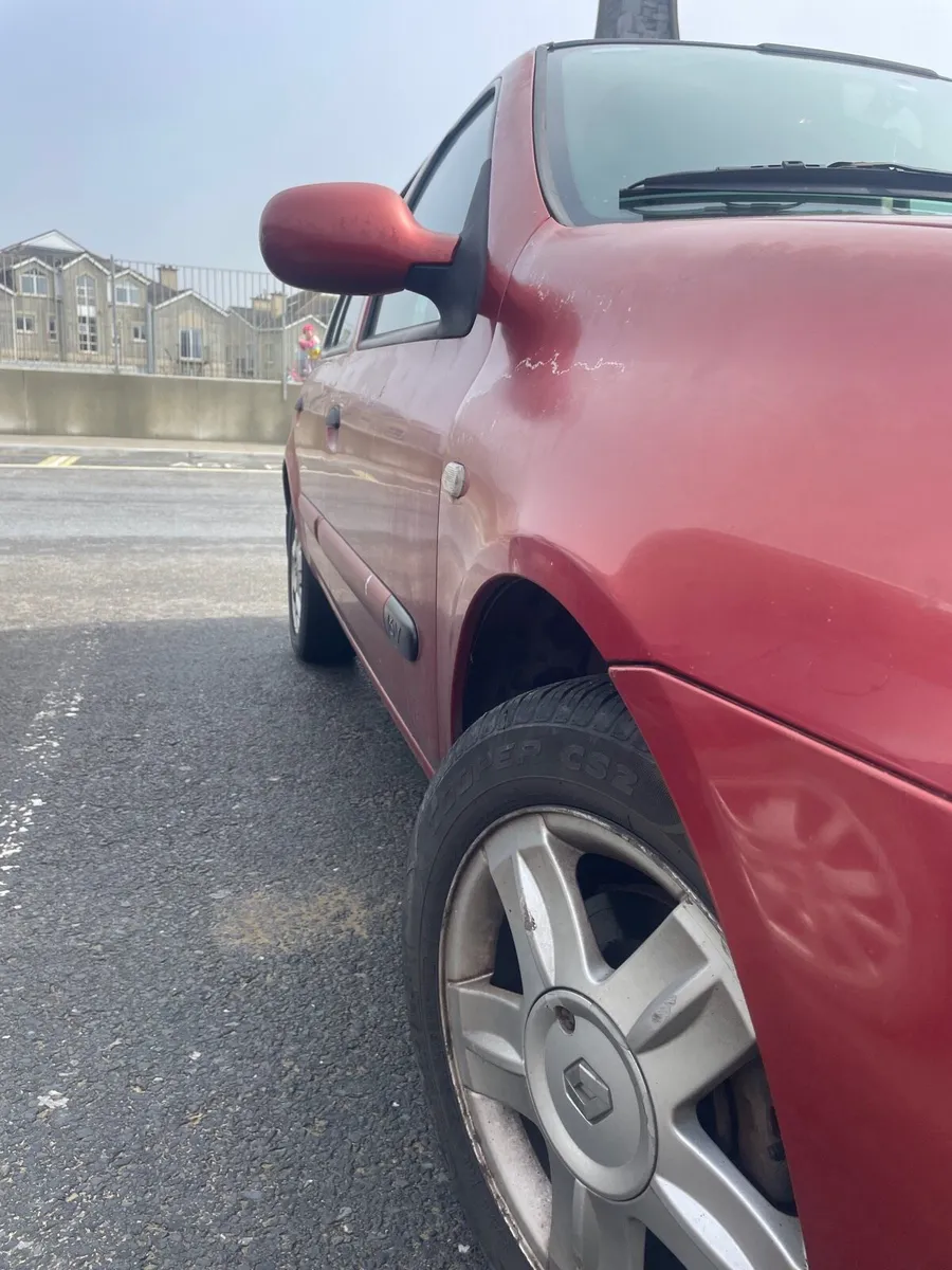 Car - Image 3