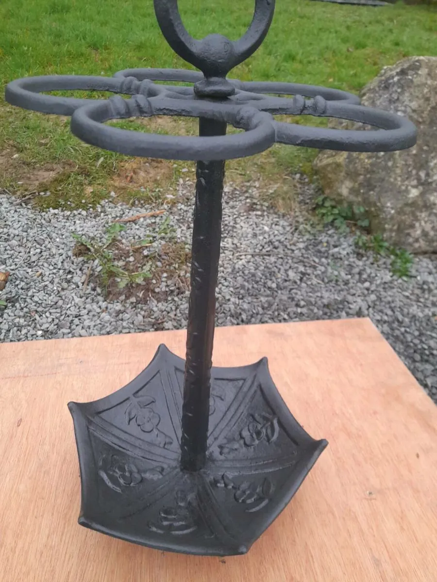 Umbrella stand - Image 1