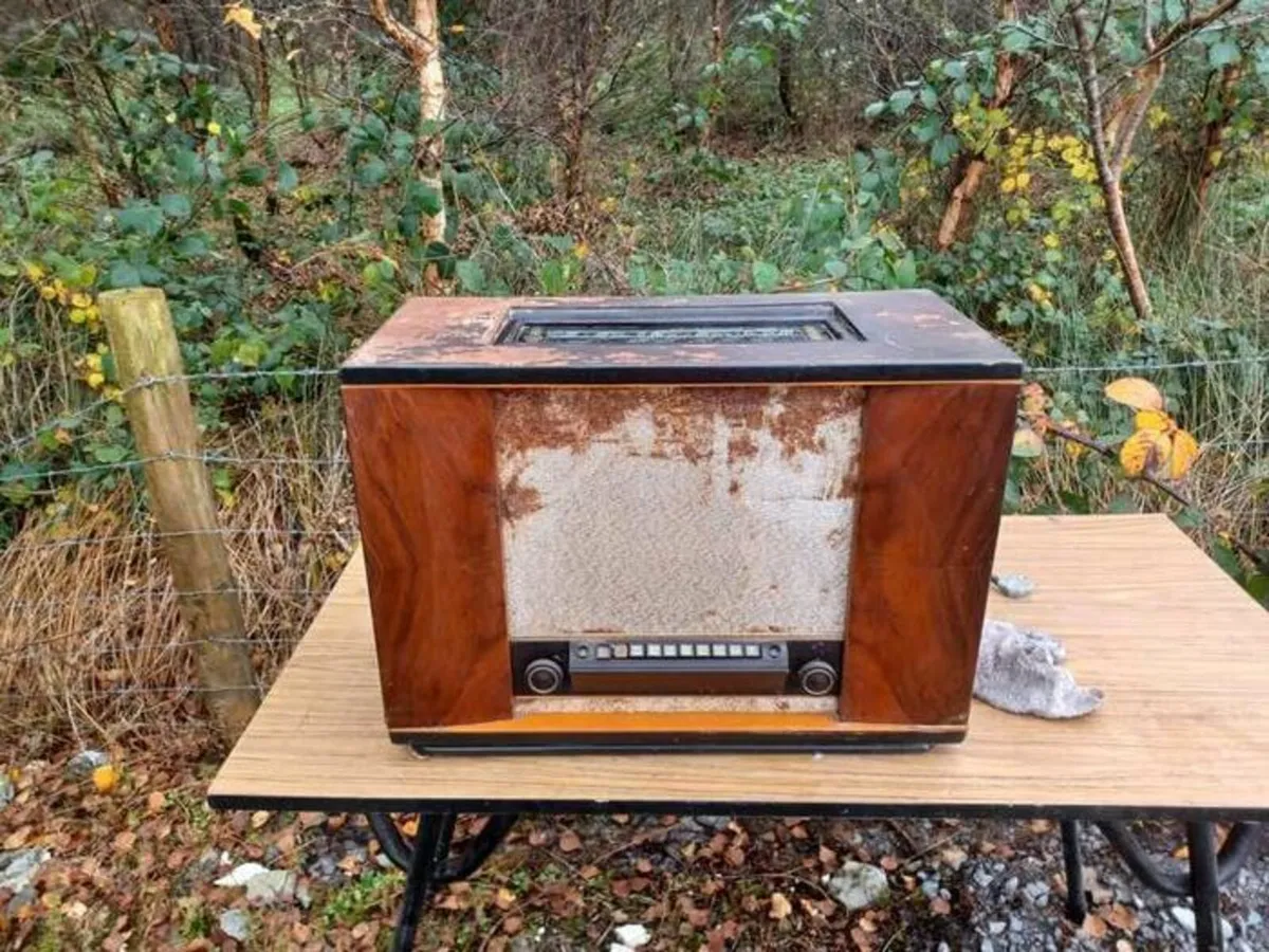 Vintage valve radios - Image 3
