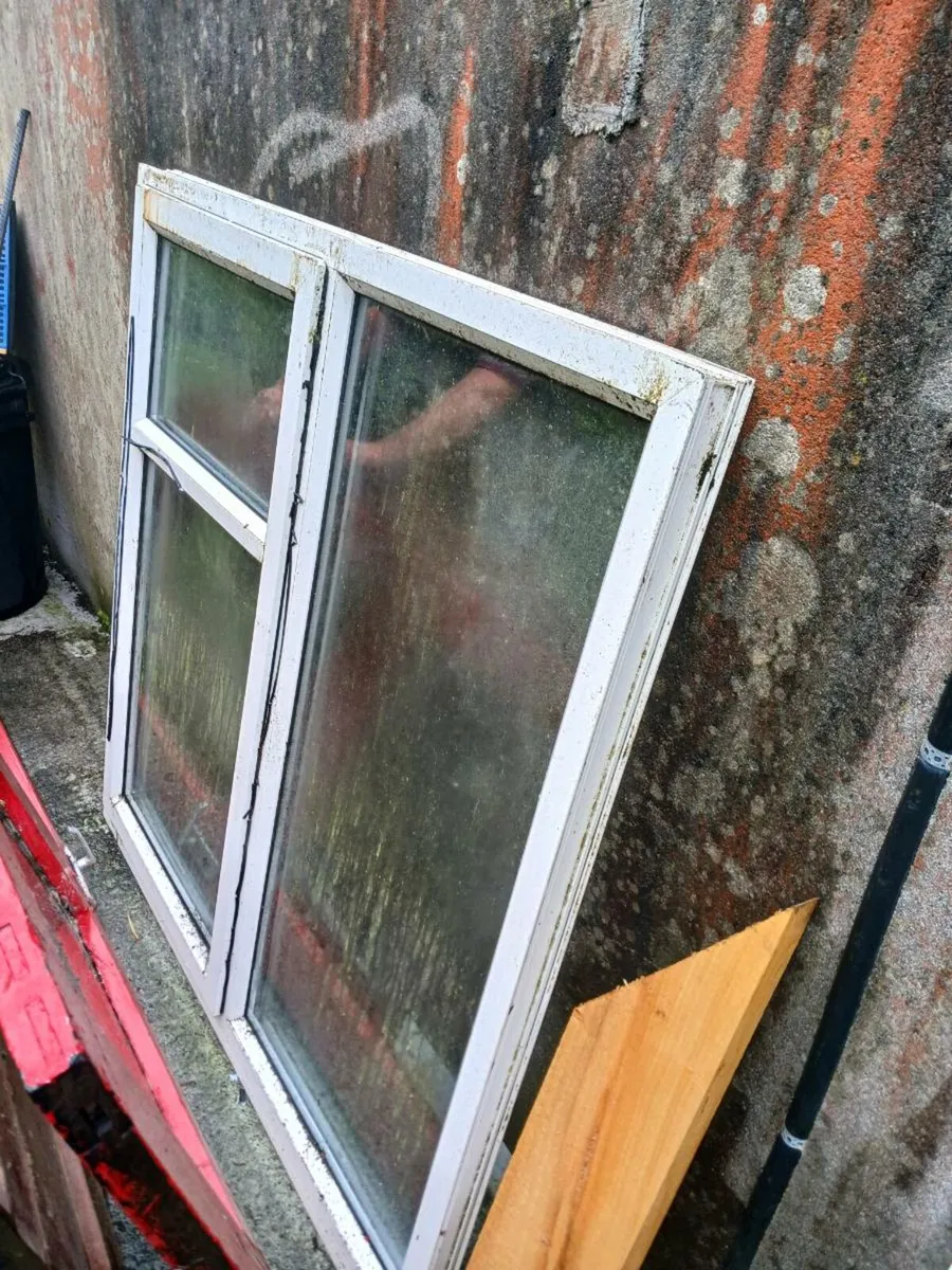 2 windows for sale - Image 1