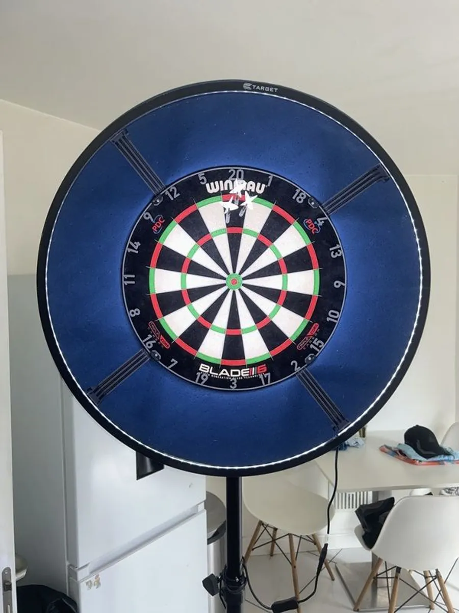 dart board tripod stand and target ring light basically brand new only used a handful of times. Also comes with the surround. - Image 4