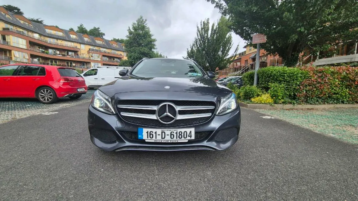162 Mercedes C350e Hybrid (Top Spec) - Image 3
