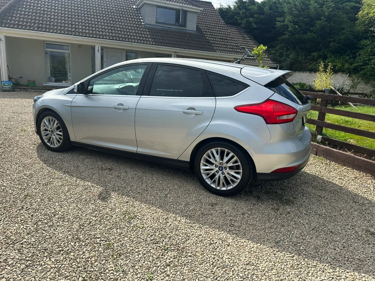 Ford Focus 1.0 Eco Boost. Very Low Mileage - Image 4