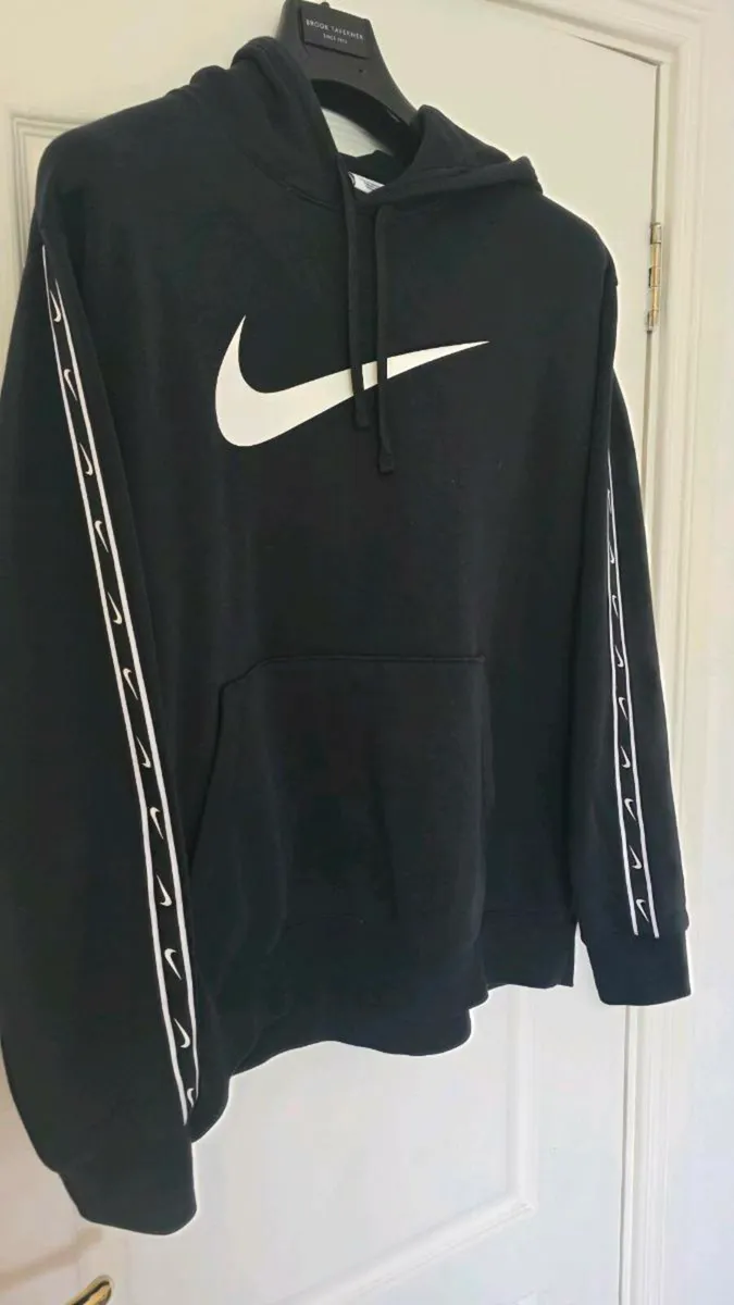 Nike Hoodie - Image 2