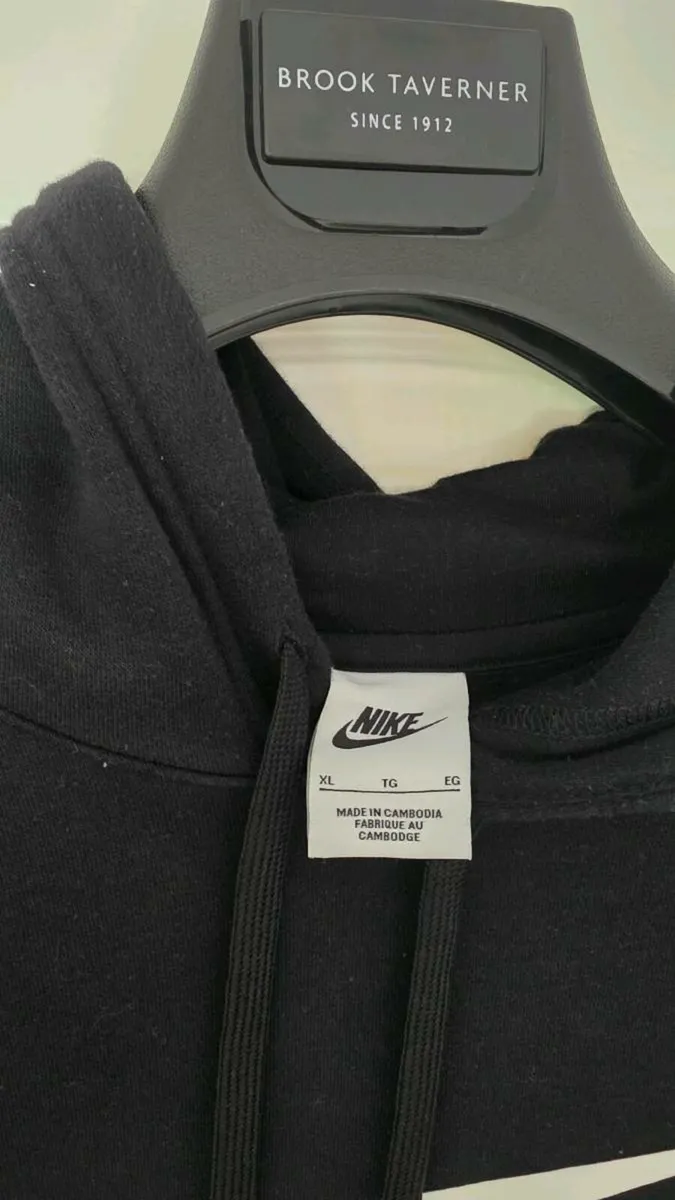 Nike Hoodie - Image 4