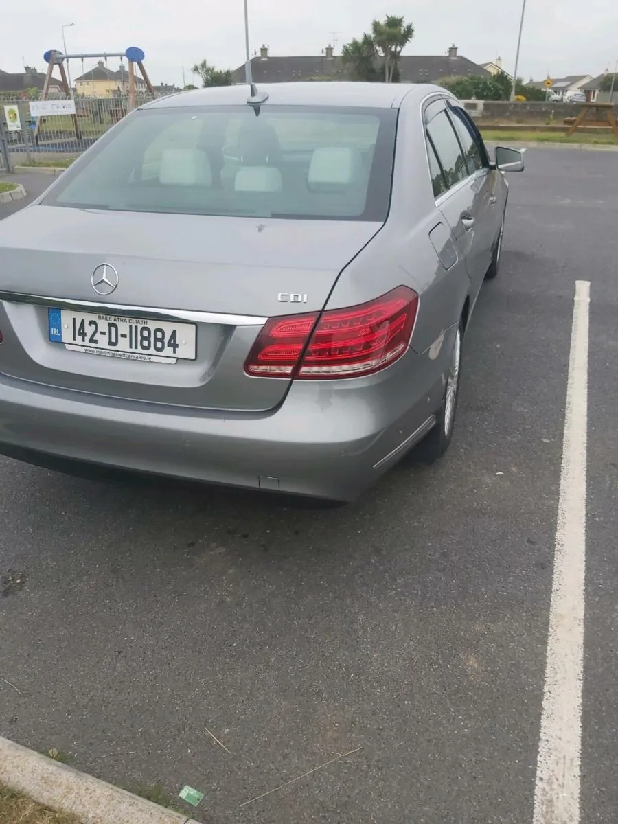 Car - Image 3