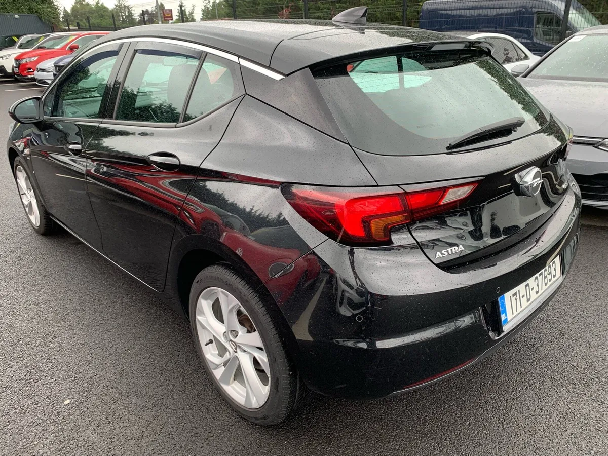 2017 Opel Astra Sri Automatic Nct 4/27, tax 7/25 - Image 3