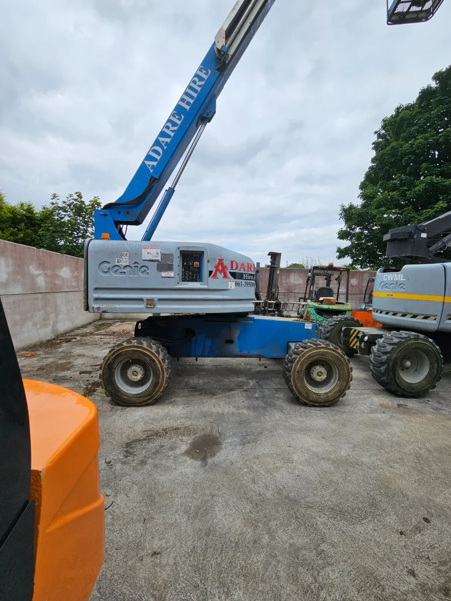 Genie Boom lifts@ Forklift  Parts Direct - Image 3