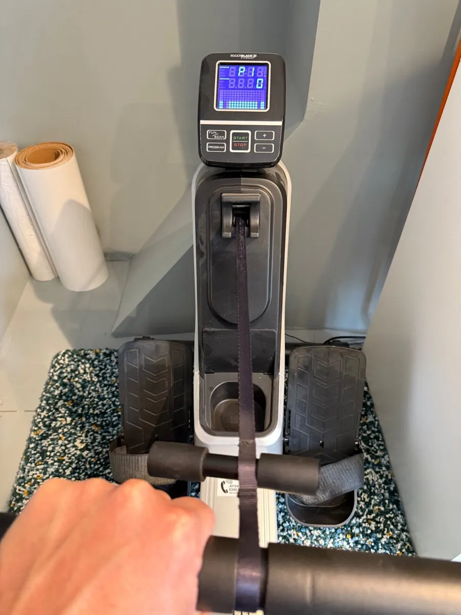 Rowing Machine - Image 1