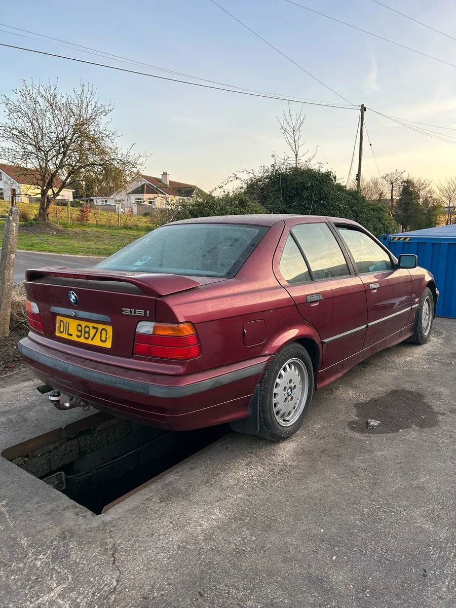 BMW E36 I SE - Image 1