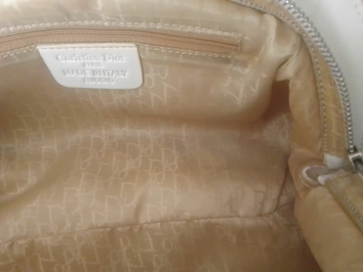 VINTAGE CHRISTIAN DIOR EMBROIDERED HANDBAG - Image 4