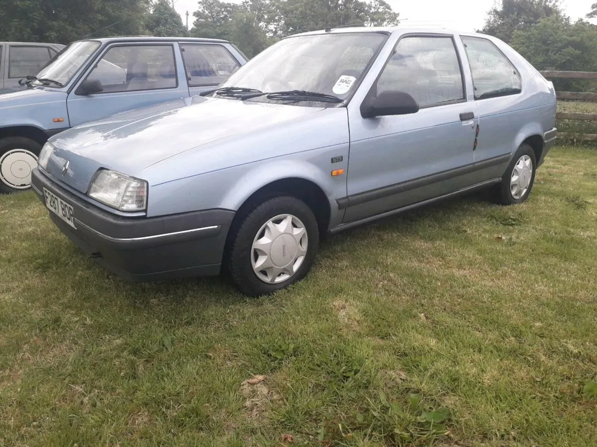 Renault 19GTS - Image 1