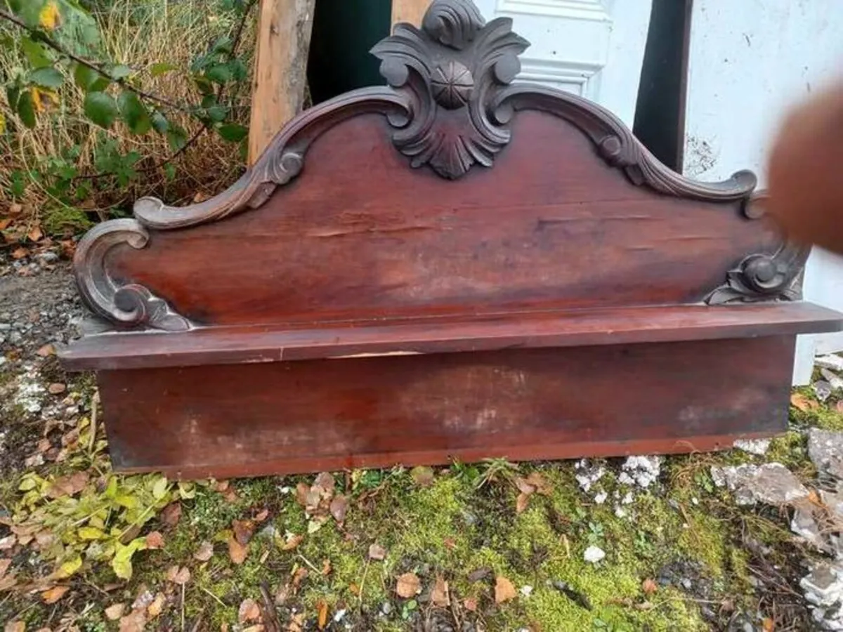 Decorative ornate Shelf - Image 1