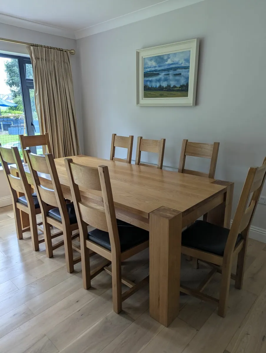 Large solid oak dining table and chairs - Image 2