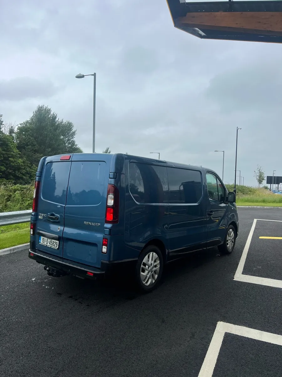 2015 Renault traffic - Image 4