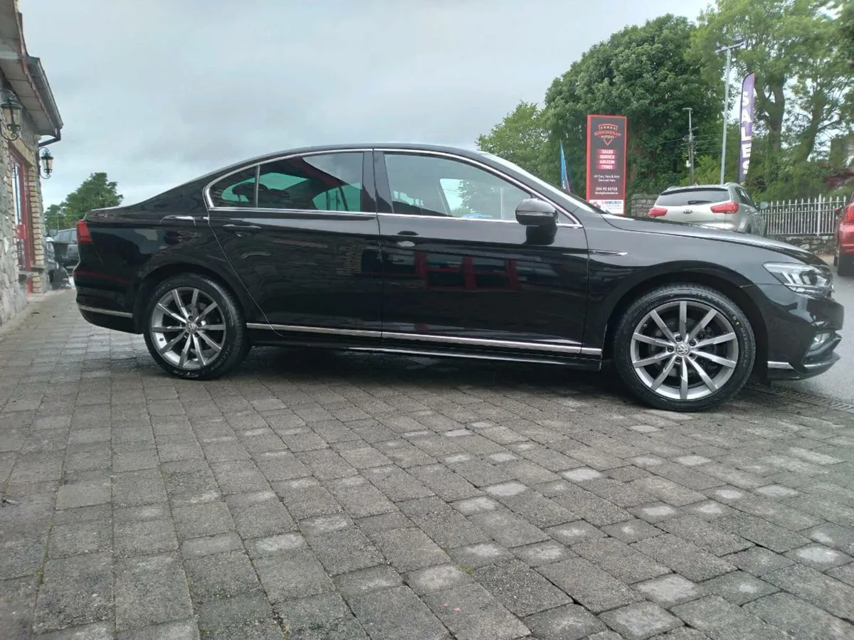 VOLKSWAGEN PASSAT R LINE 2.0 TDI - Image 2