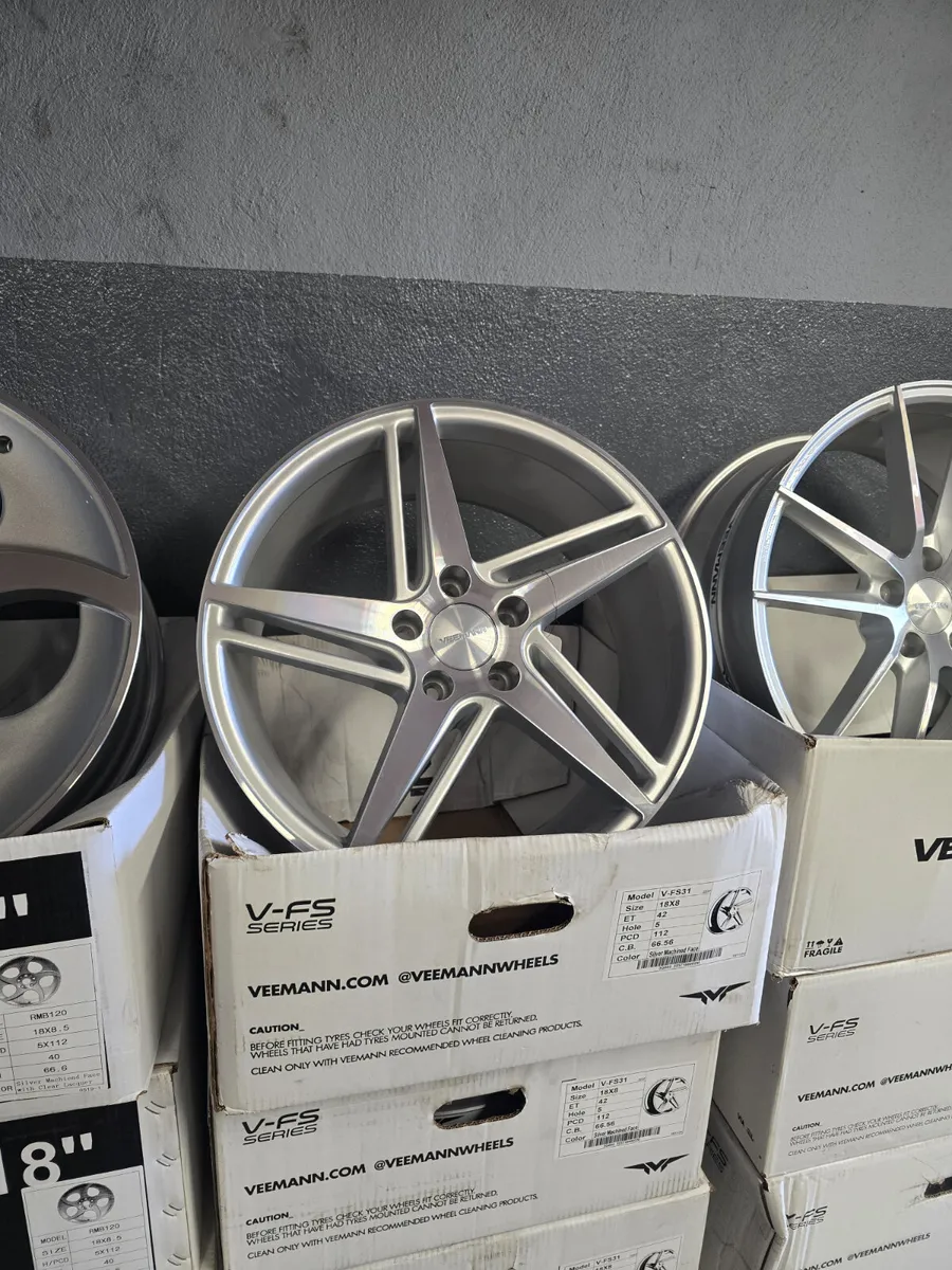 **Special** 18" VEEMANN V-FS31 - Image 3