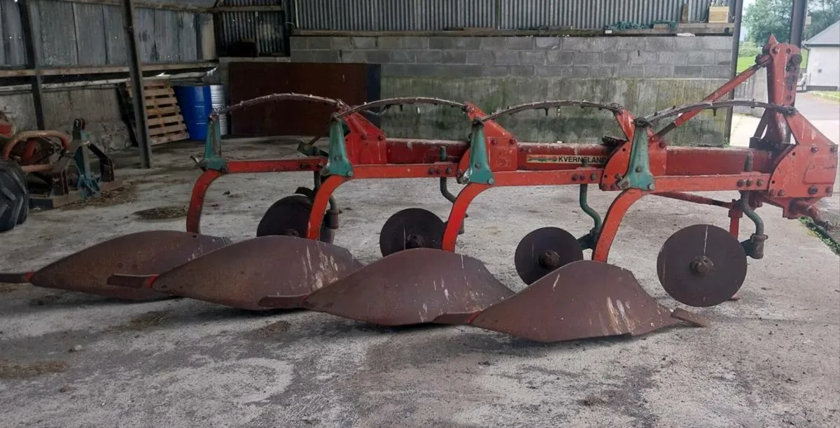 Kverneland plough - Image 2