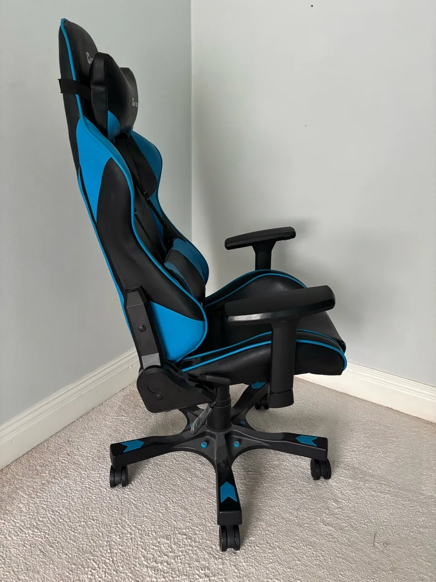 Clutch Gaming Chair - Image 2