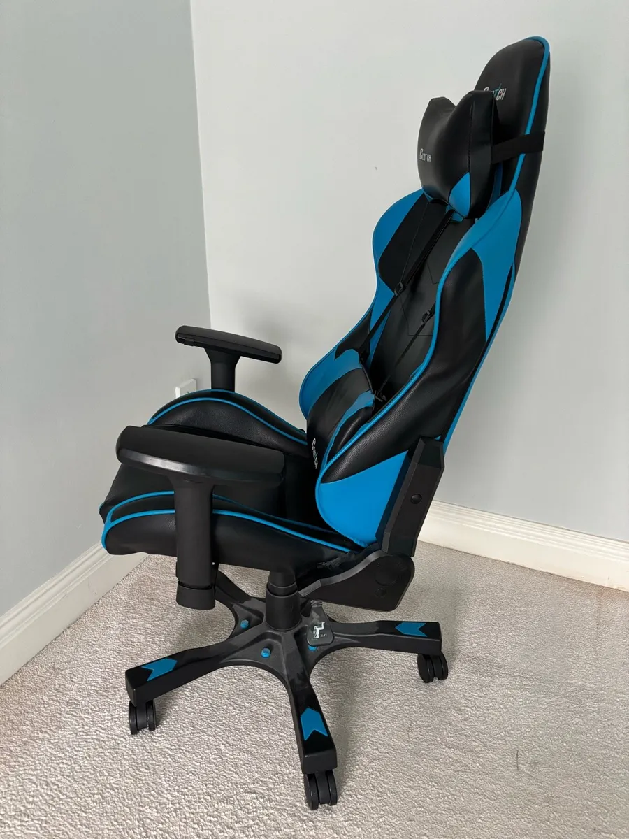 Clutch Gaming Chair - Image 3