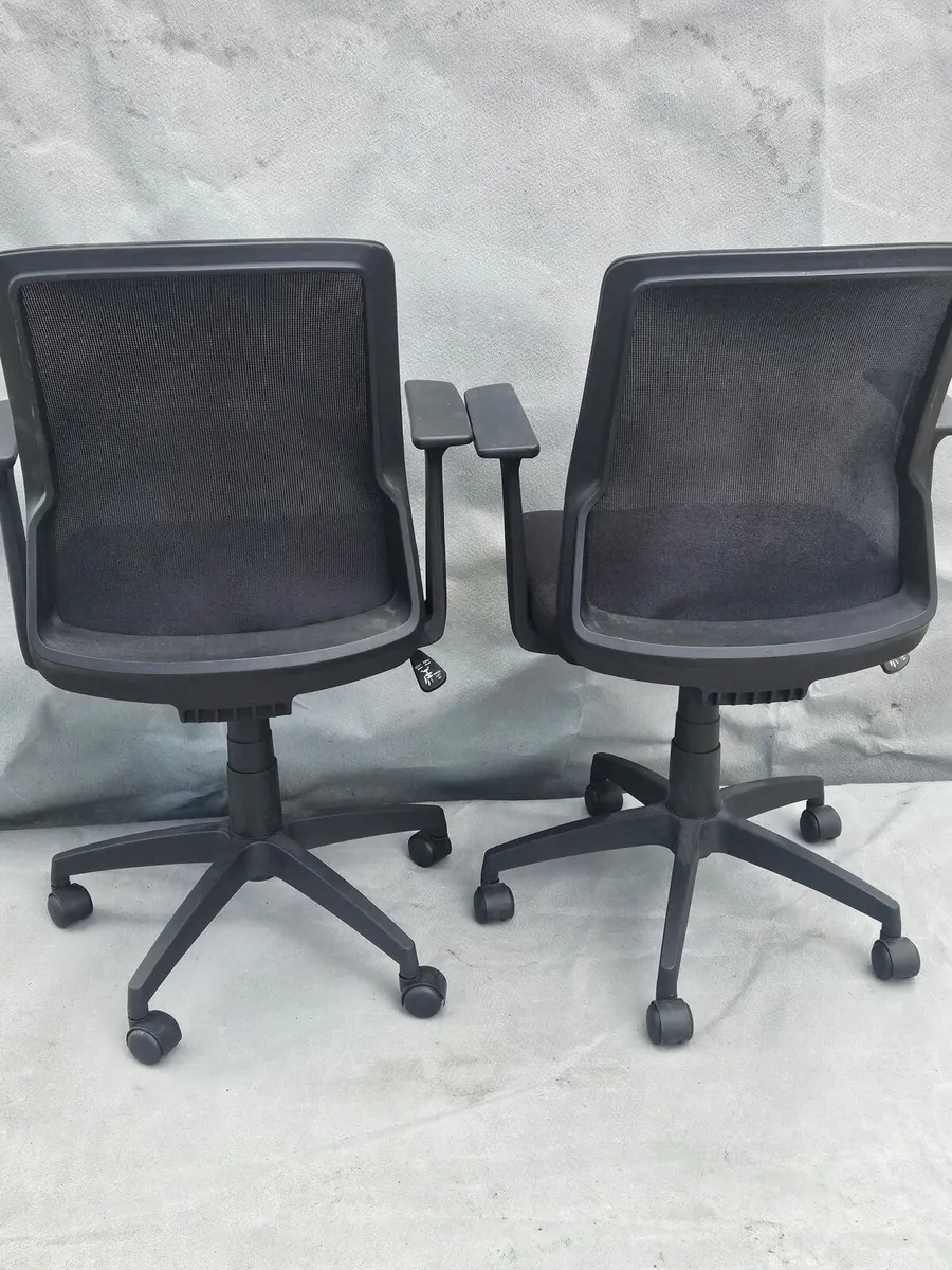 Computer chairs - Image 4