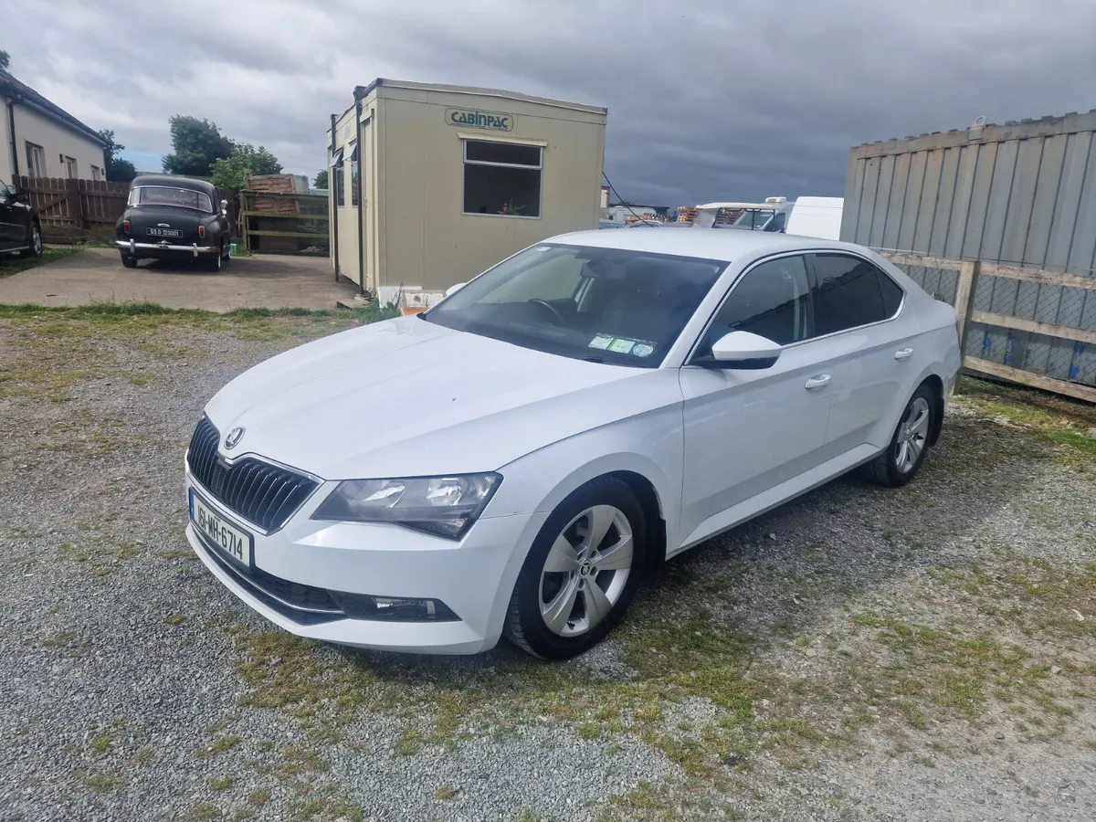 16 Skoda Superb  1.6TDI - Image 2