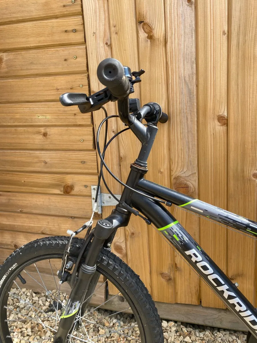 child bike would suit 8-10 years old - Image 1