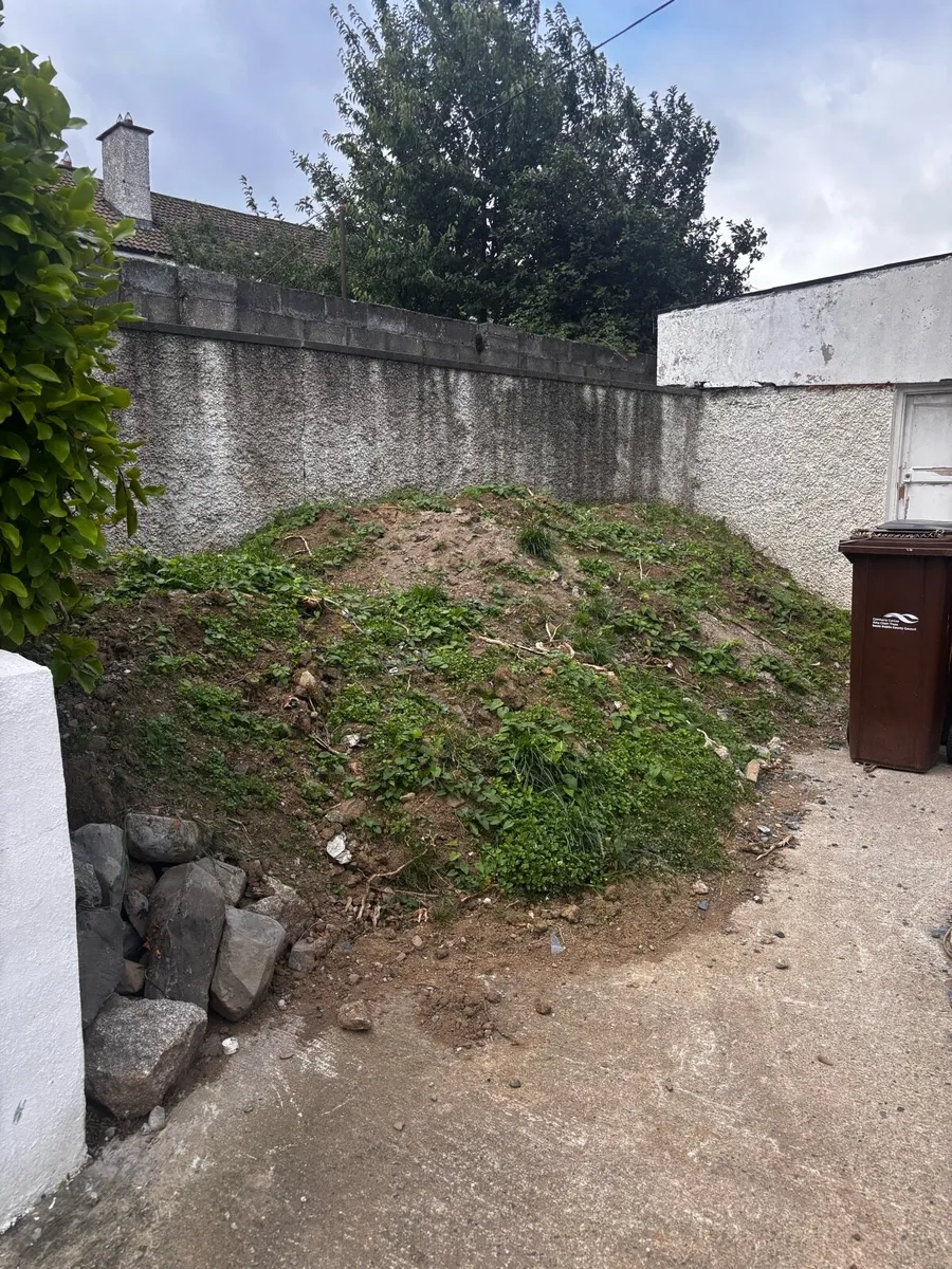 Garden soil/dirt - Image 1
