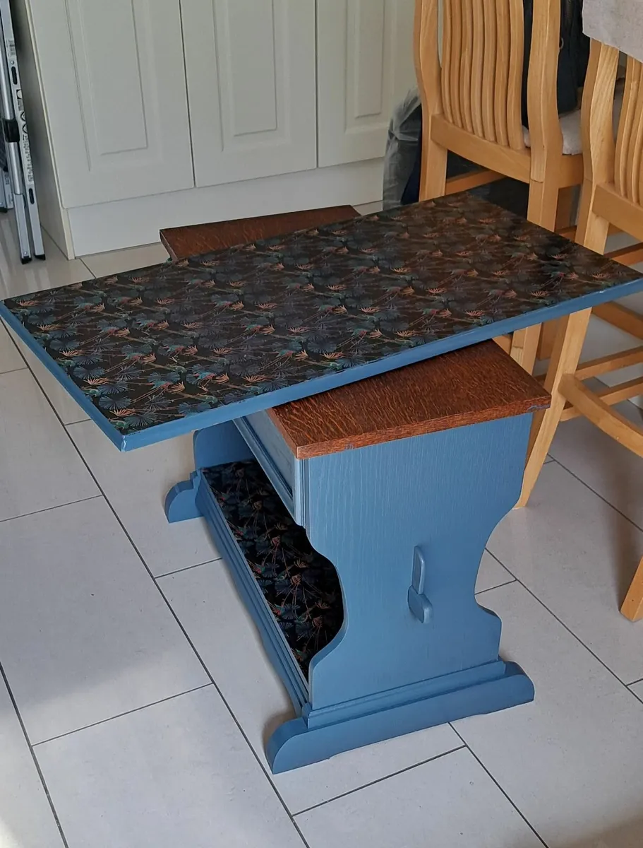 Tv stand - Image 1