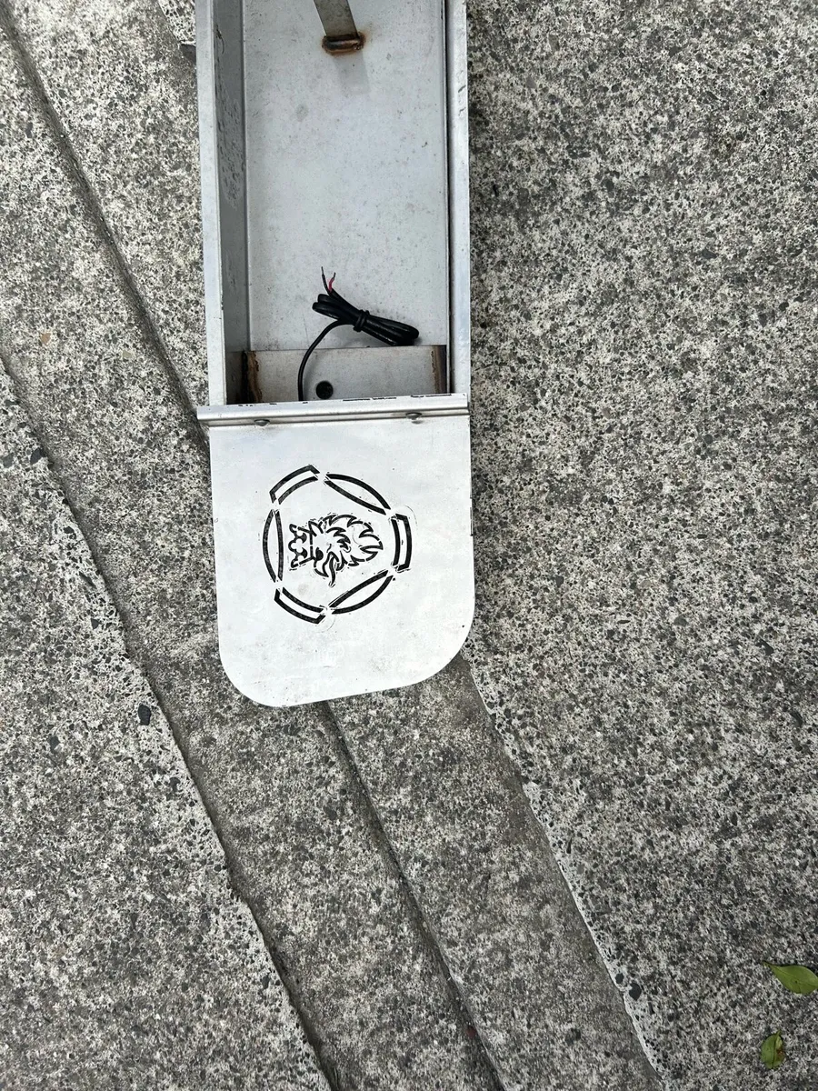 Scania stainless steel grill box - Image 4