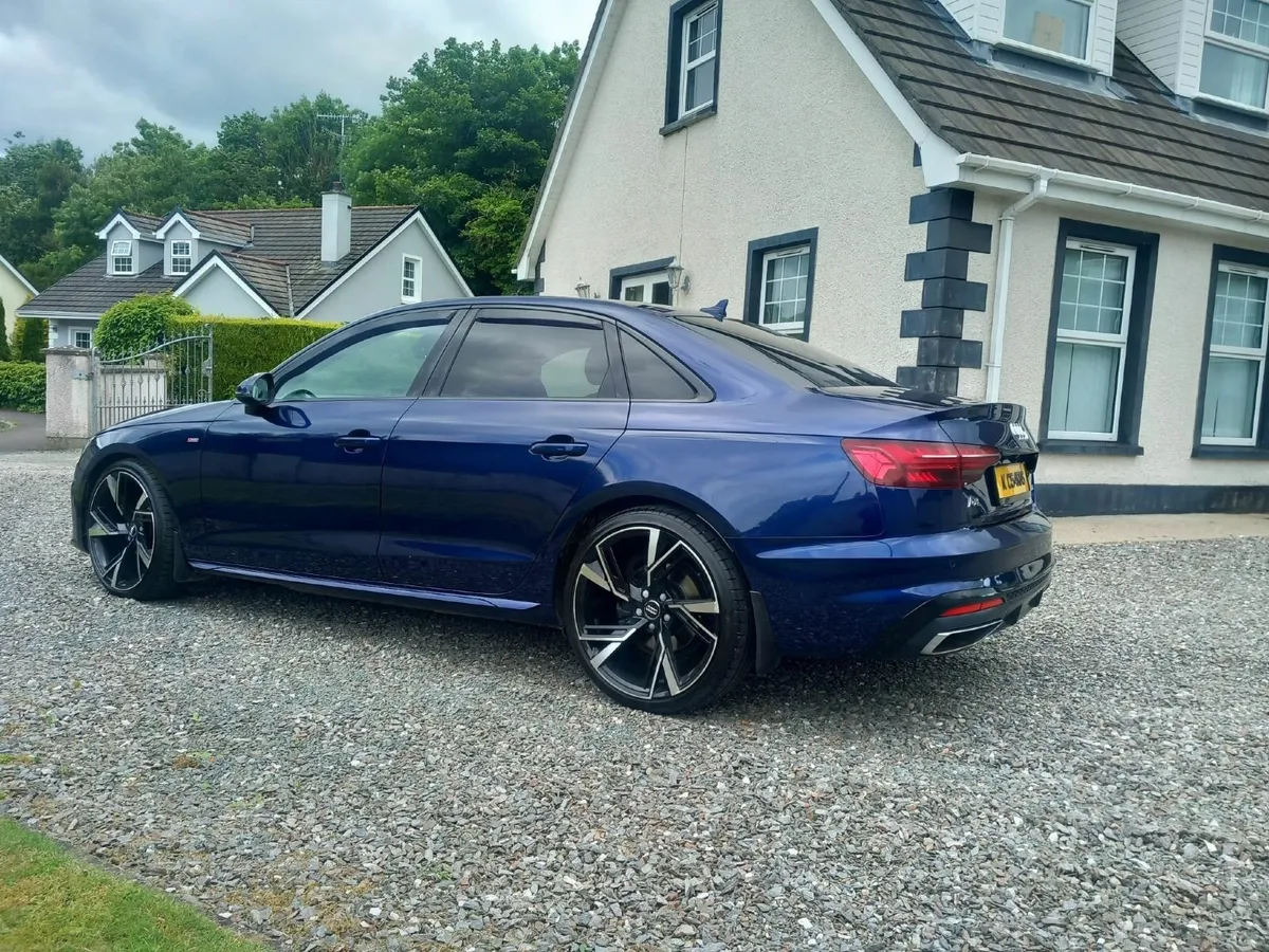 STUNNING 2020 AUDI A4 35 TDI S LINE S TRONIC WITH - Image 3