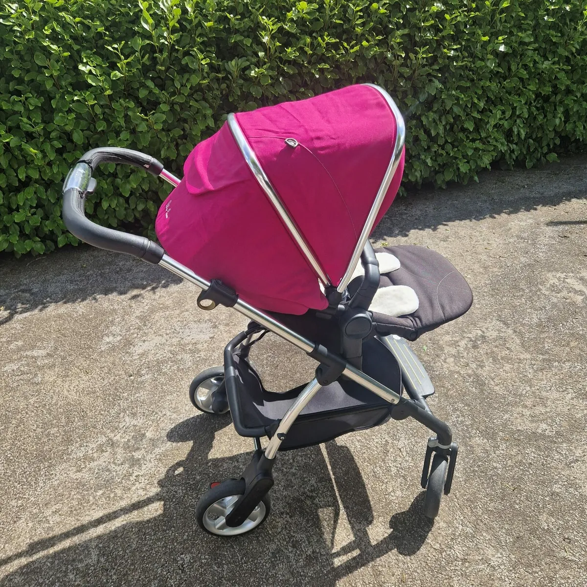 Silver Cross Wayfarer buggy, car seat and isofix - Image 3