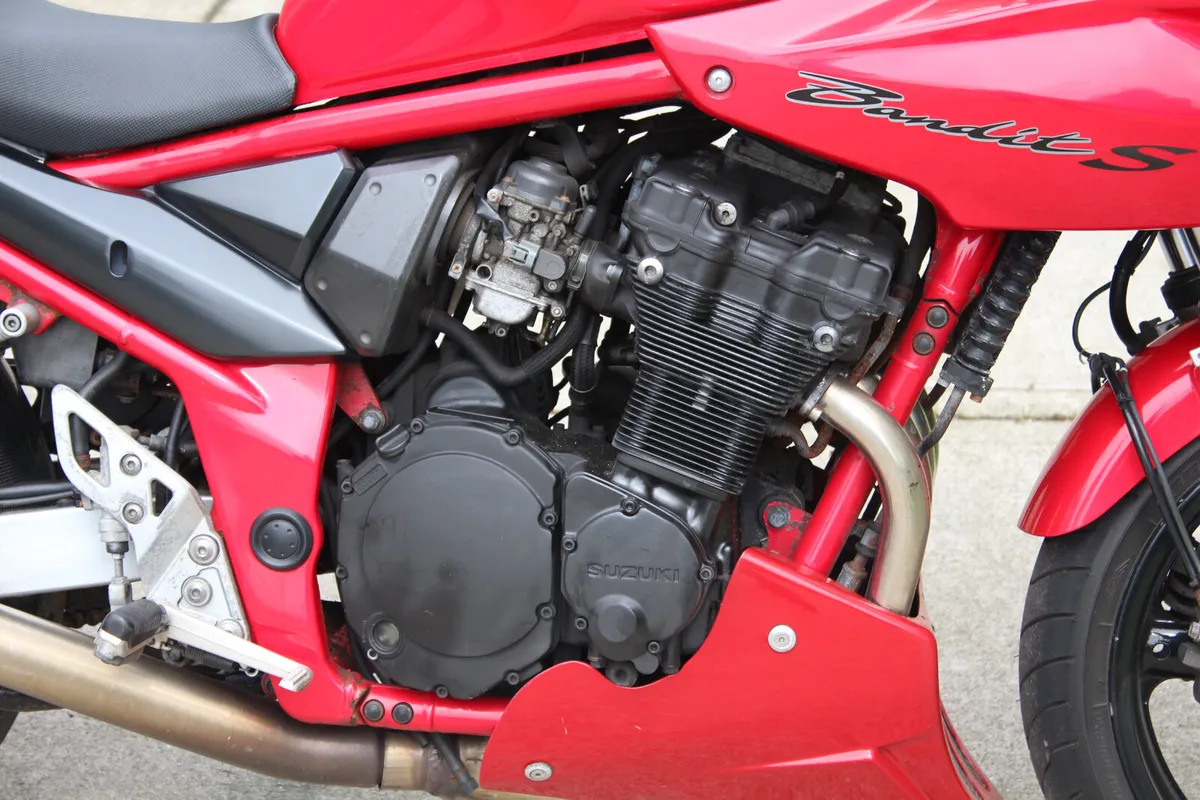 2006 Suzuki Bandit 650 in Mint condition - Image 4