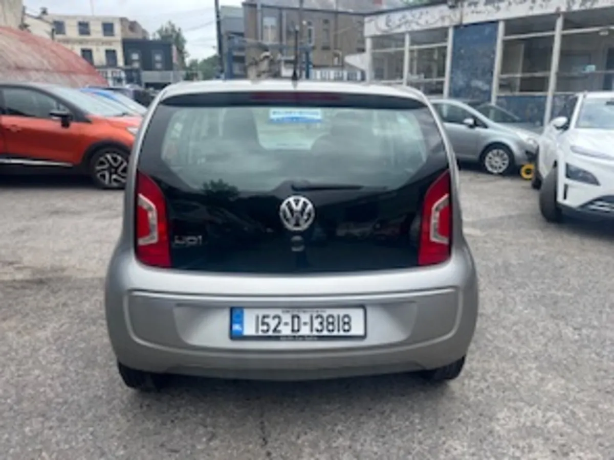 Volkswagen up! 2015, VERY CLEAN CAR - Image 4
