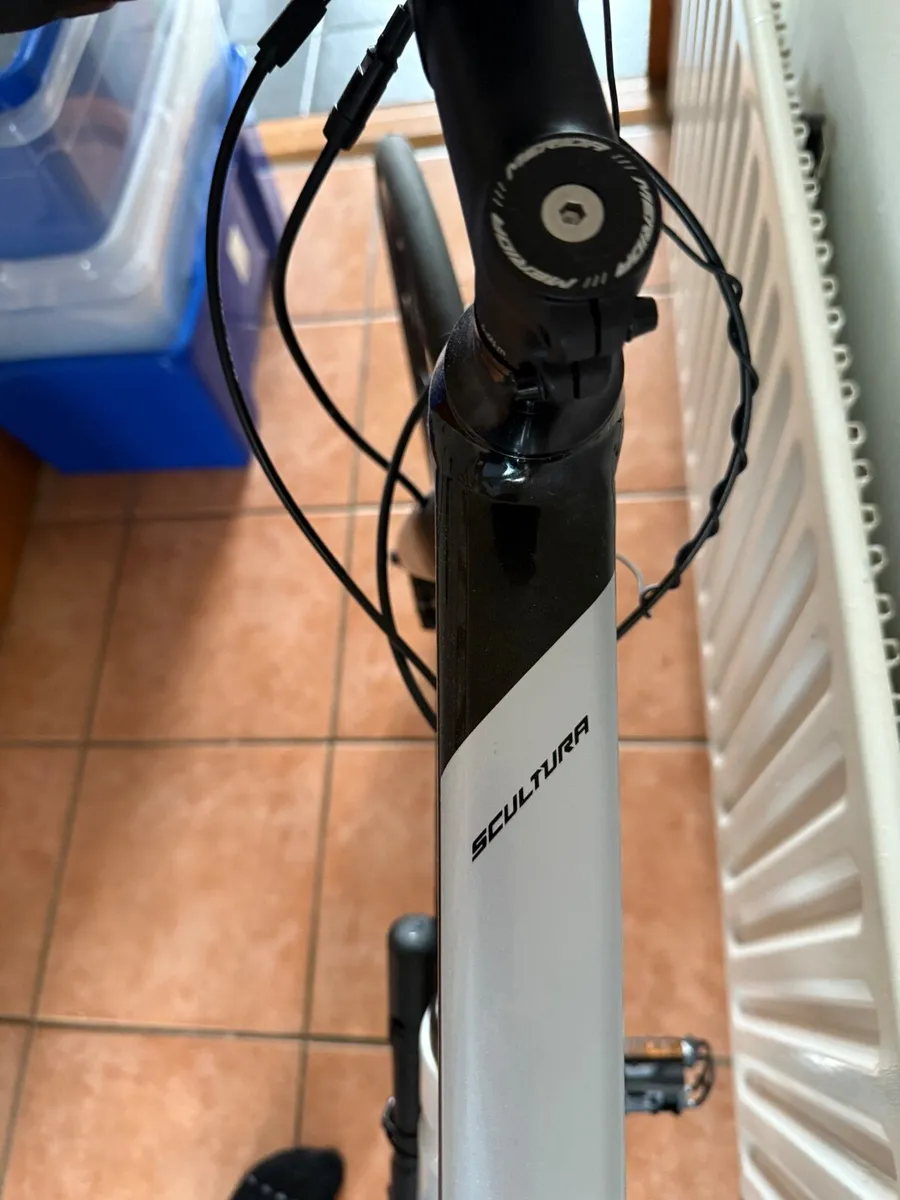 Road Bike - Image 4