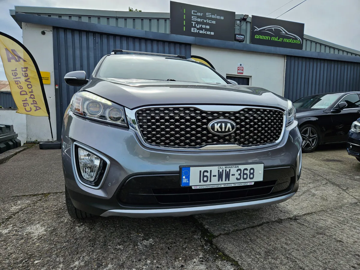 2016 KIA SORENTO * PLATINUM * 7 SEATER * LOW MILES - Image 2