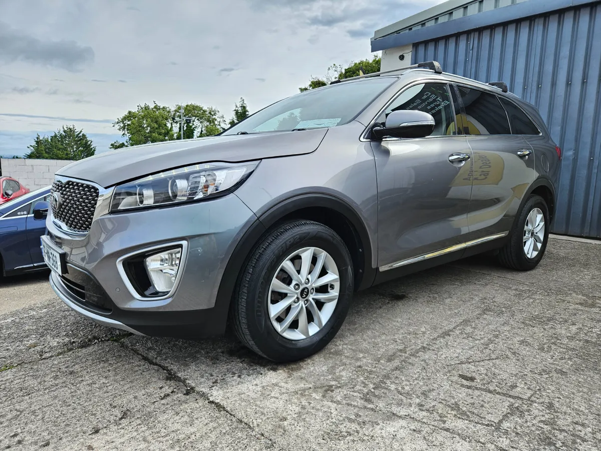 2016 KIA SORENTO * PLATINUM * 7 SEATER * LOW MILES - Image 3