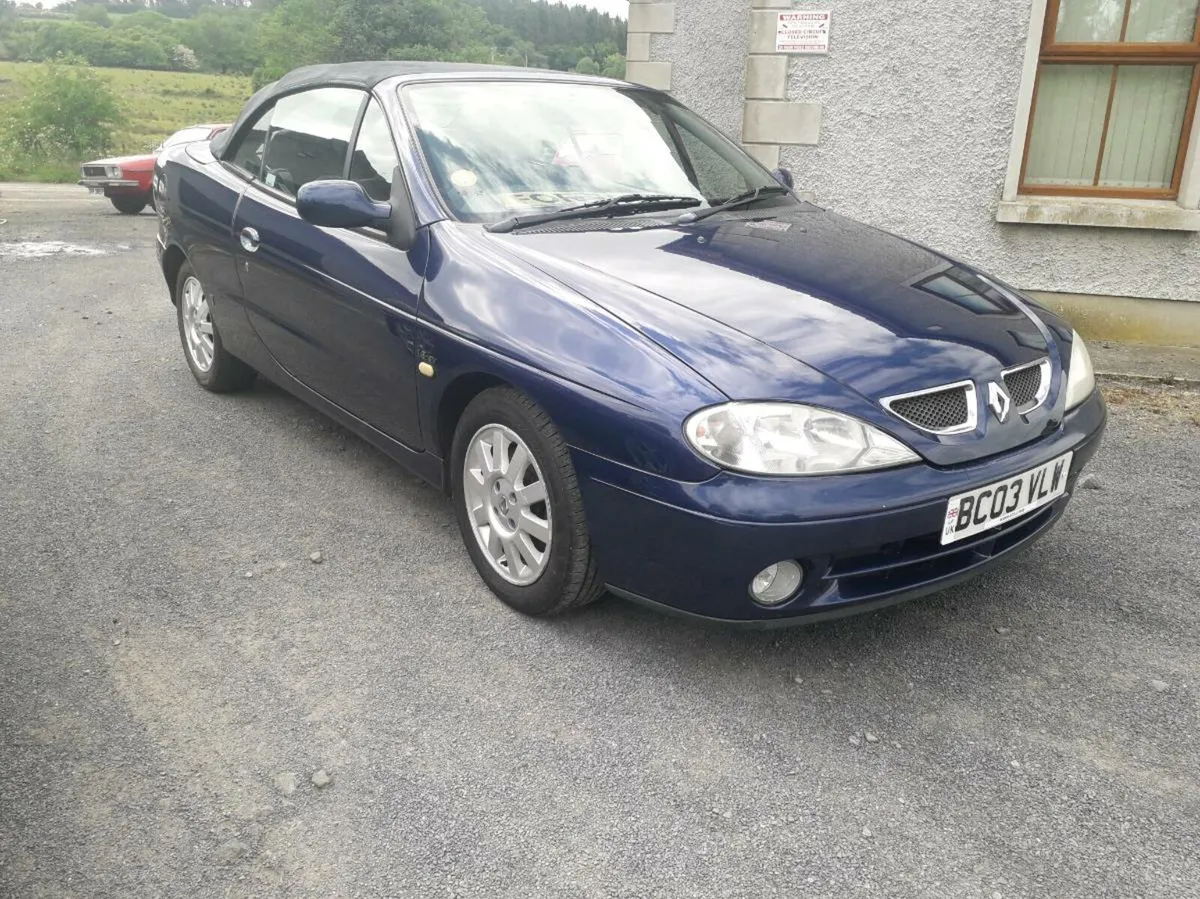 Renault Megane Fiji convertible - Image 1