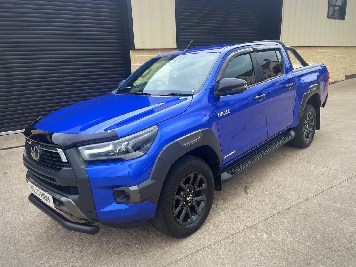 212 2021 TOYOTA HILUX 2.8 D4D INVINCIBLE X AUTO - Image 2
