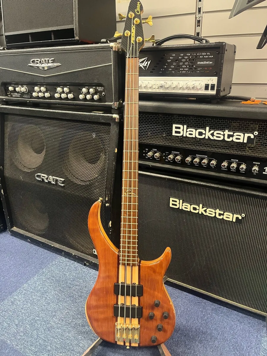 Peavey Cirrus Bass - Image 2