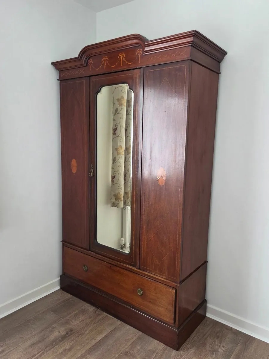 Wardrobe - Free Standing - Image 1
