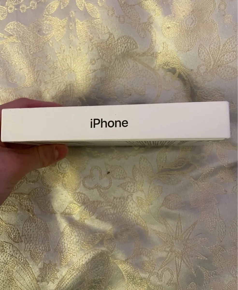 Iphone 16 pro max - Image 3
