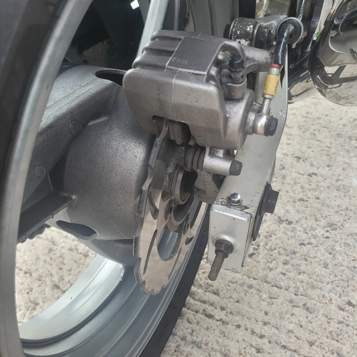 KAWASAKI ZX600 ZXR600 2002 - Image 2