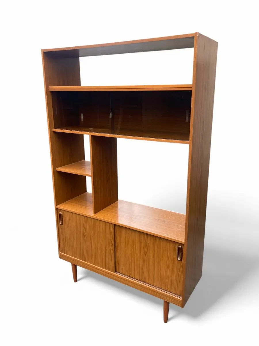 Bookcase - Mid Century Design. - Image 3