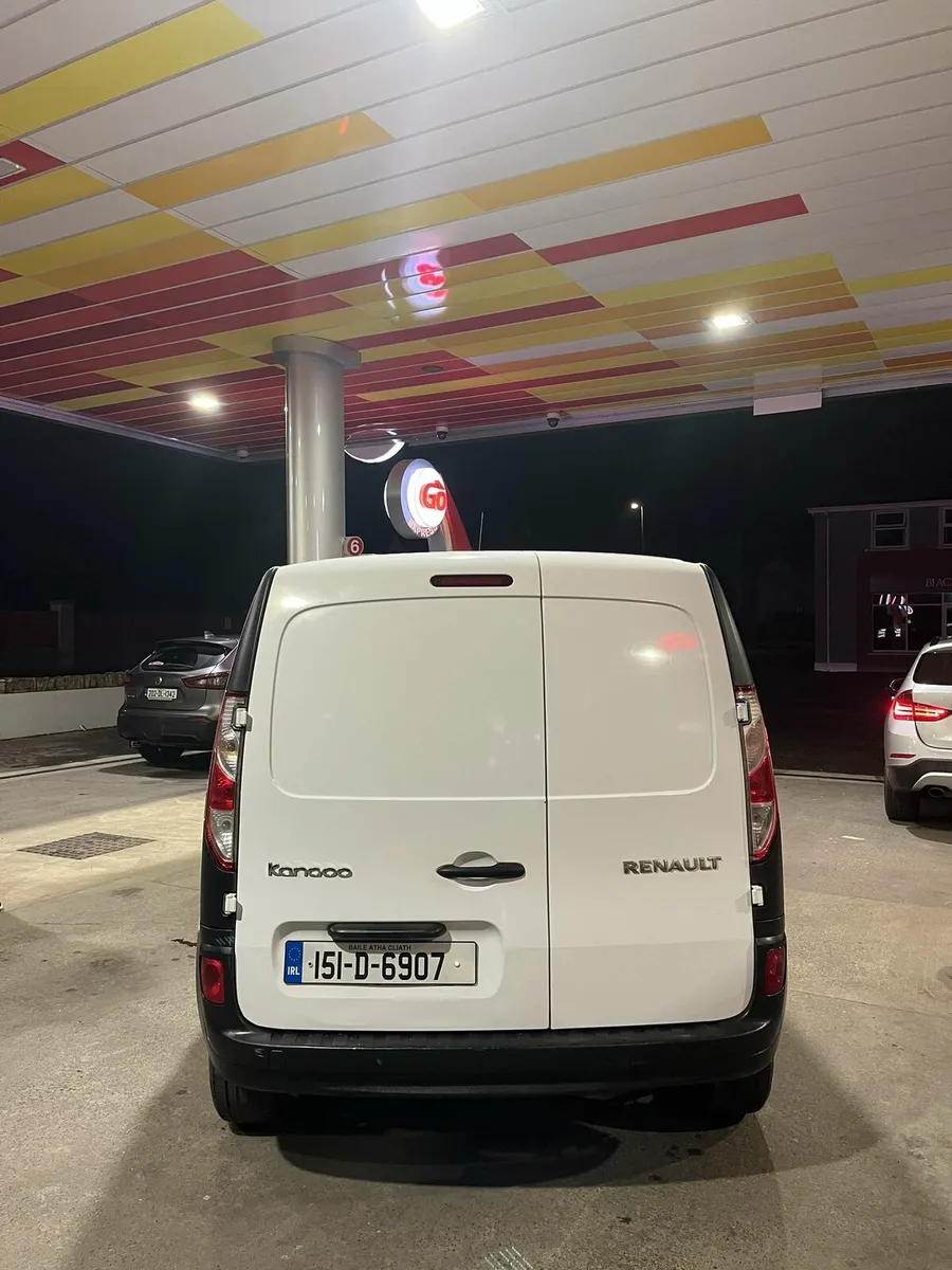 Renault kangoo 1.5 Tested April 26 - Image 3