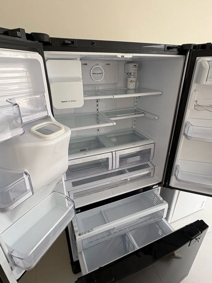 Fridge - Image 2